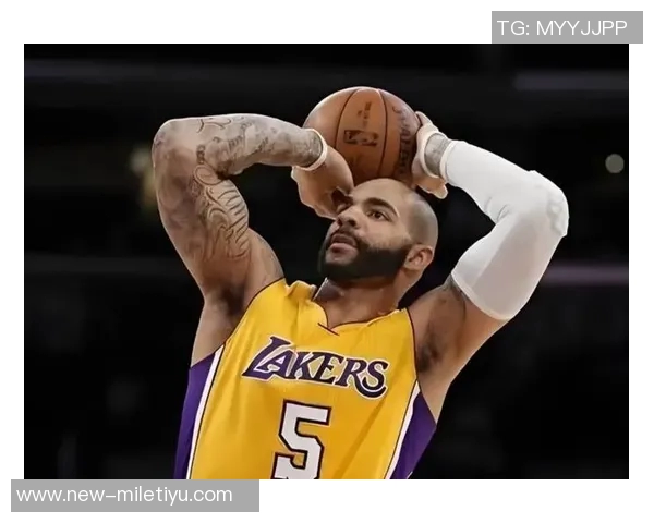 布泽尔儿子狂砍29分6板助力蓝魔夺冠续写开季9连胜传奇