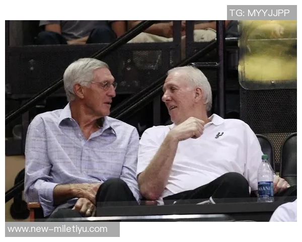 凯尔登砍下25分称赞教练与队友信任是成功关键 凯尔登砍下25分称赞教练与队友信任是成功关键