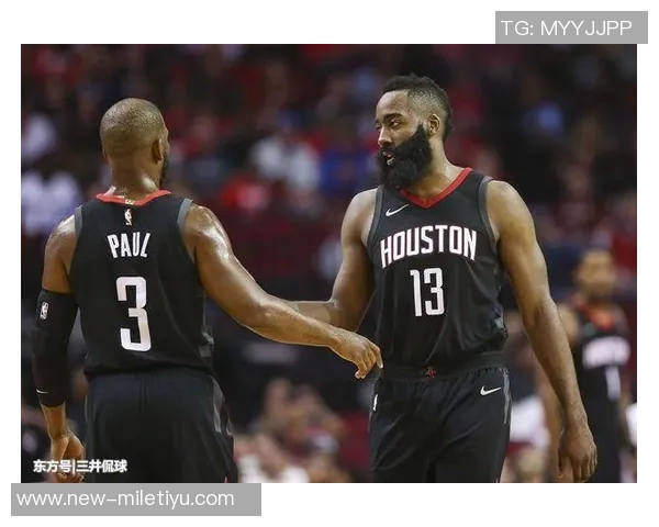 铁林评论保罗临场改战术被遣返事件背后的真实原因与球员战术调整的普遍性